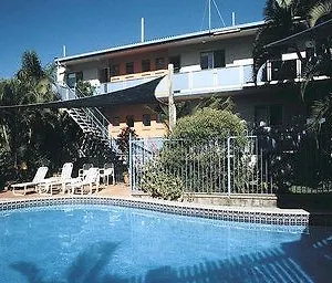 Golden Leaf Hotel