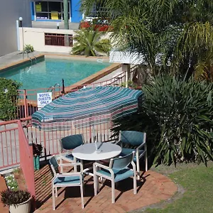Suncourt Motel